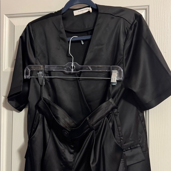 New York Leisure Two Piece Pants Set, Satin, Oversized | Small | Commense - Picture 5 of 10